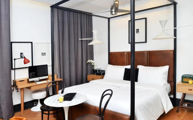 Browns Boutique Hotel