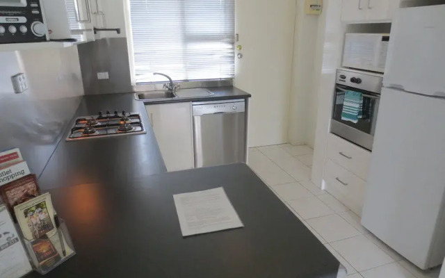 Glenelg Holiday & Corporate Accommodation