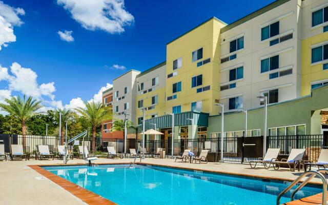 Courtyard Lake Charles