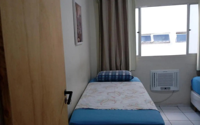 Minha Casa, Seu Hostel