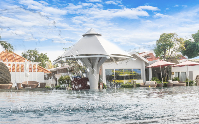 Mercury Phu Quoc Resort & Villas Hotel