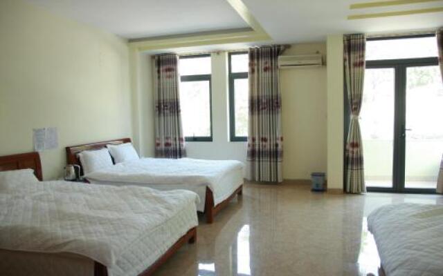 Phu Minh Hotel - Hostel