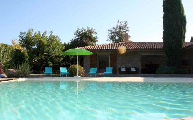 Villa de standing 14 personnes piscine plage 5min le paradis