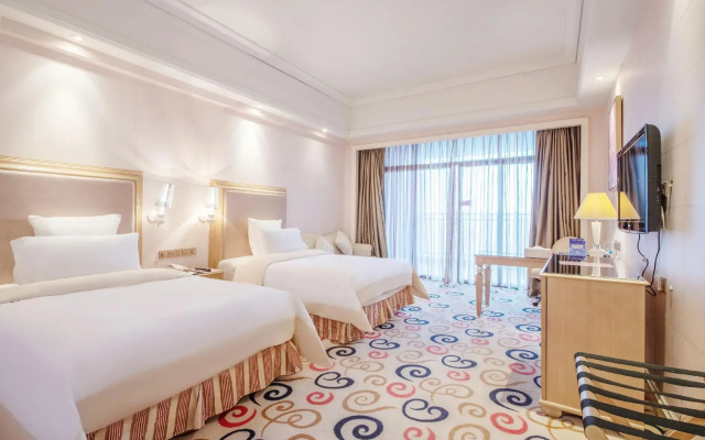 Babylon Hotel