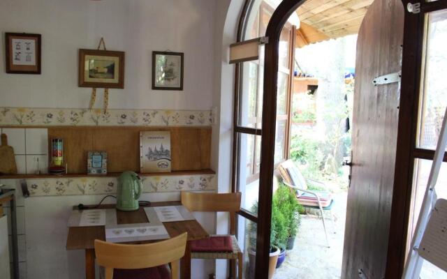 Abolem Villa