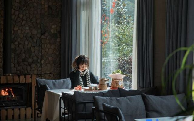 Yunshang Grassland·Shanshengyishe·180° Mountain View Wild Luxury Private Soup