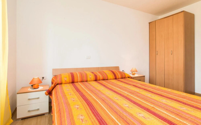 Amazing Apartment in Lovrecica With Wifi and 1 Bedrooms