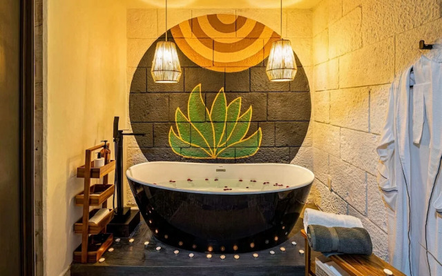 Holt s Villa Noria La Casa del Barro Verde