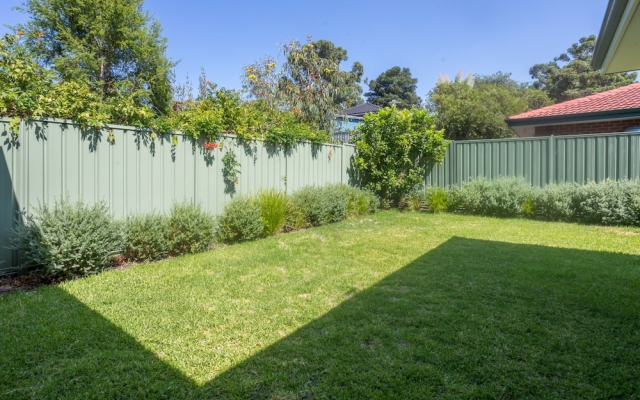 Spacious 4 Bedroom Family Home With Patio and BBQ