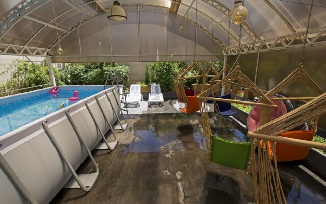 Republic Square Boutique Hotel