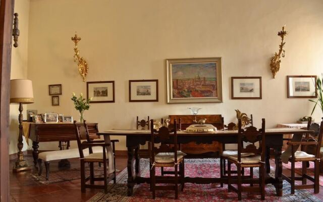 Palazzo Arrivabene B&B