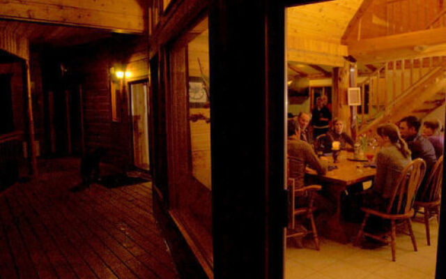 Yellow Cedar Lodge