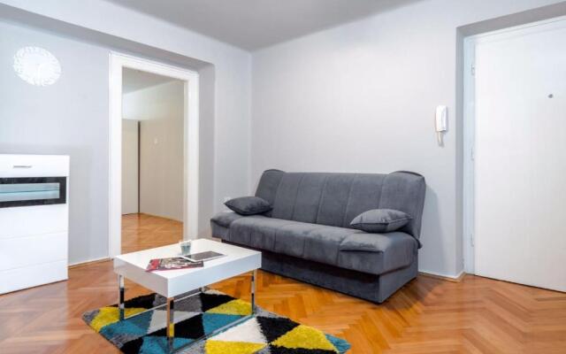 Klarina Beach Apartment