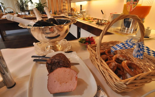 Dom Hotel Augsburg