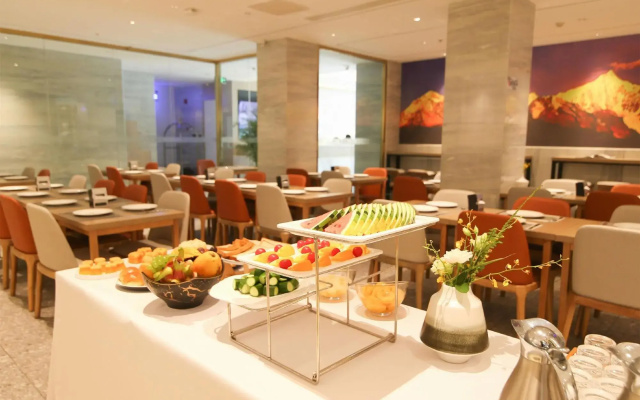 Meili Hotel