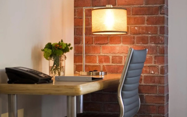 The New York EDITION