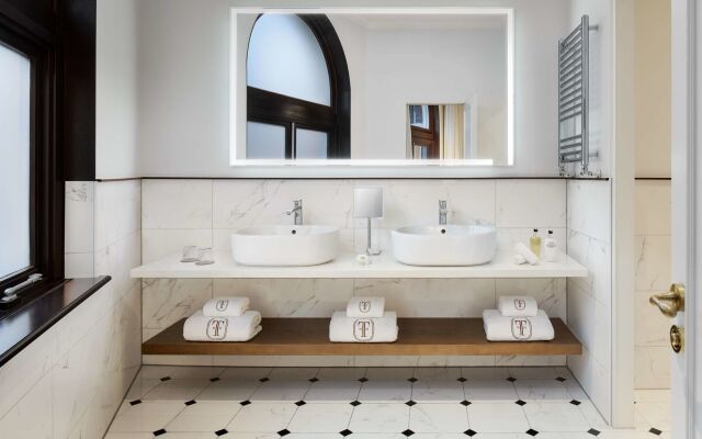 Tivoli Doelen Amsterdam Hotel