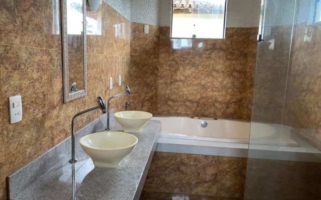 Praia de Taperapuan 7 quartos