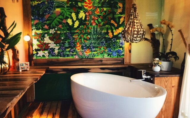 Sun Moon Lake Secret Garden Villa