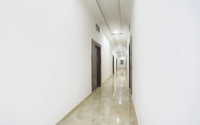 Fabhotel Varanasi Suites