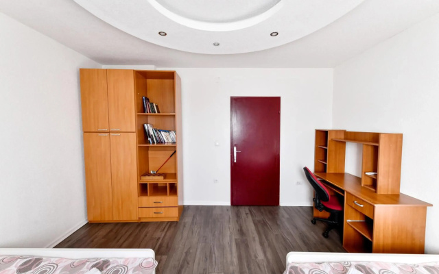 Central Monument Apartment Bojkovic
