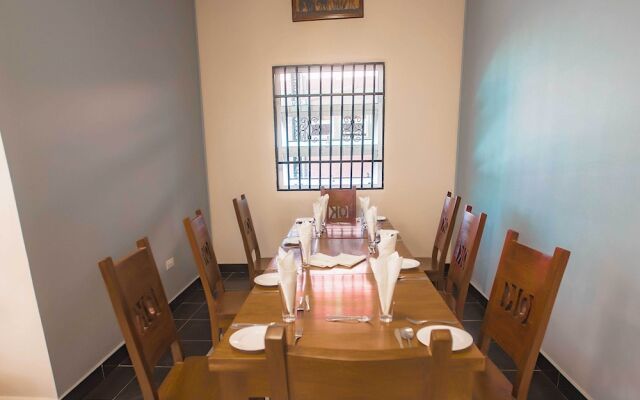 The Okaseni Lodge