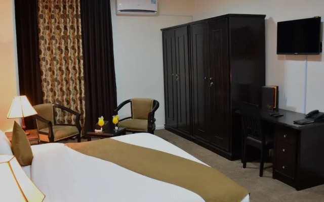 Lilium Hotel
