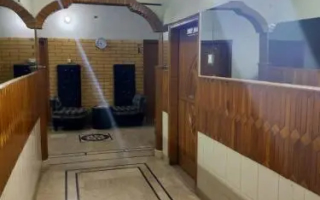 Karachi Motel