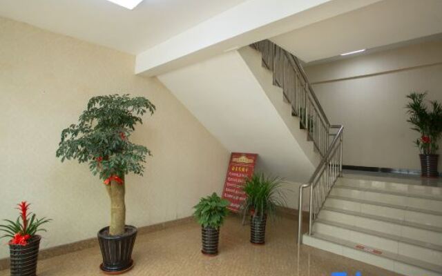 Shanghai Yuanxiang Lake Business Hotel