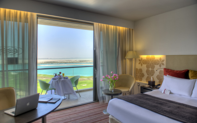 Crowne Plaza Abu Dhabi Yas Island, an IHG Hotel