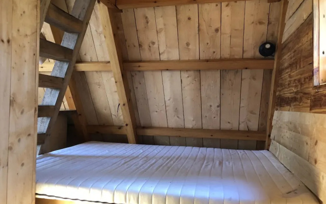 Chimo Refuges Treehouse Resort