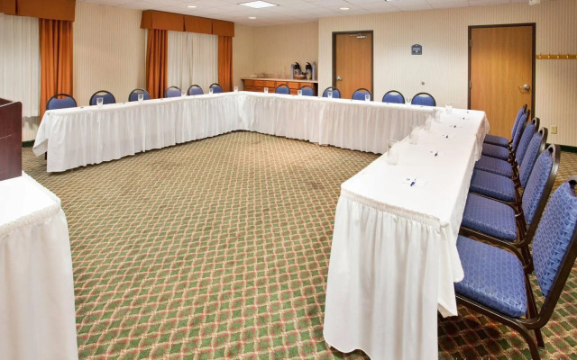 Holiday Inn Express & Suites - O'Fallon /Shiloh by IHG