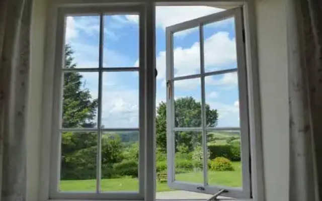 Twitchen Farm Bed  Breakfast