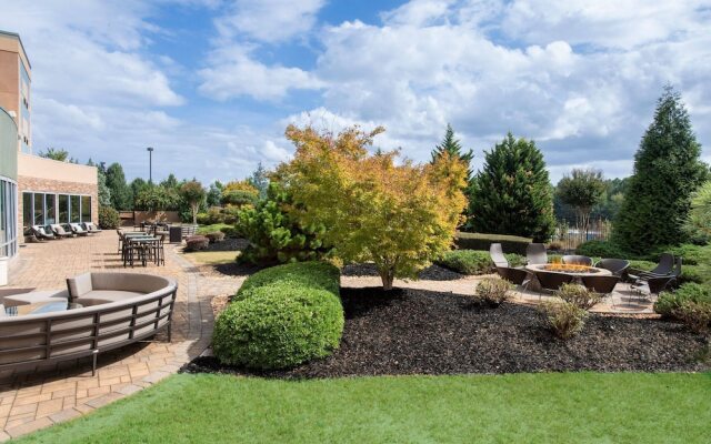 Courtyard Atlanta Mcdonough