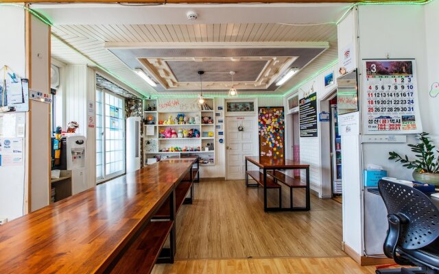 Seongsan Hotpul Guesthouse - Hostel