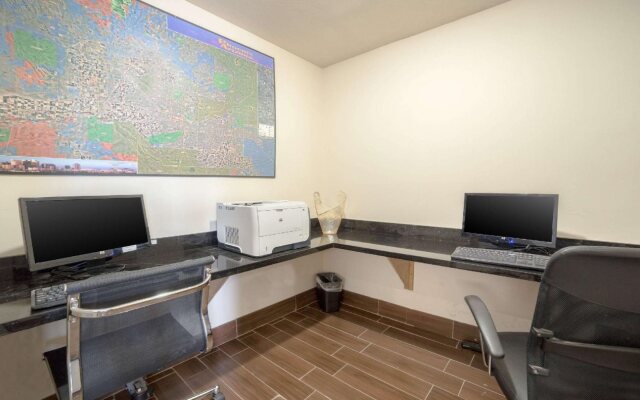 Sleep Inn Airport Phoenix