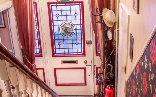 Creston Villa Guest House