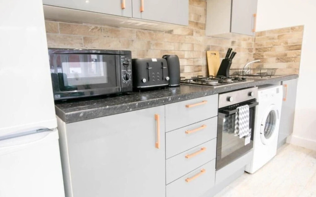 Cosy 3 Bed Flat in Southsea