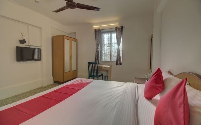 OYO Flagship 36853 Hotel Rajdoot