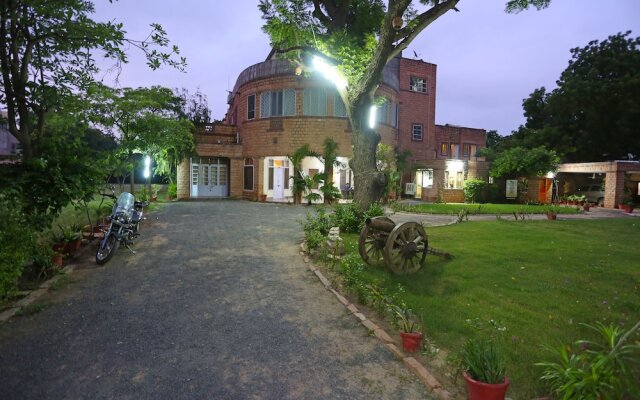 OYO 9306 near IIT