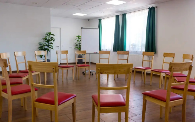 Winrooms Seminar Hotel & Apartments Wiener Neustadt