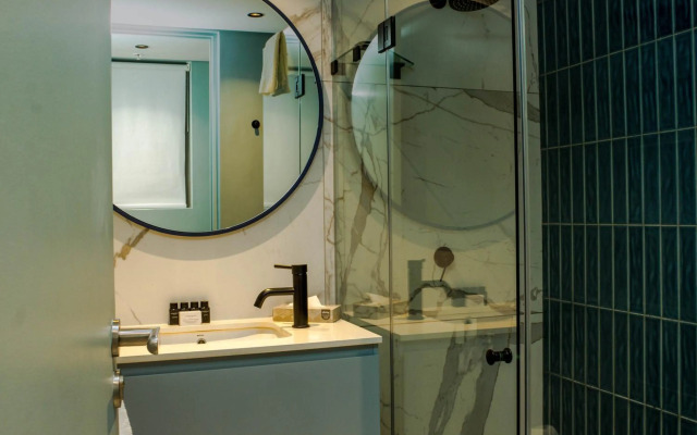 The Quarter Apartments