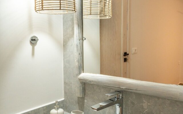 Aesthisis Sensational Accommodation