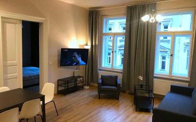 Valentine's National Museum Apartments