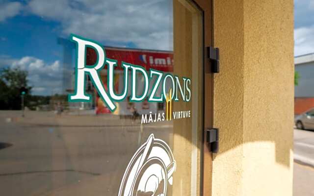 Cafe Hotel Rudzons