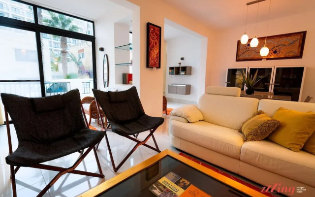 The Holiday Home Where Art Lives