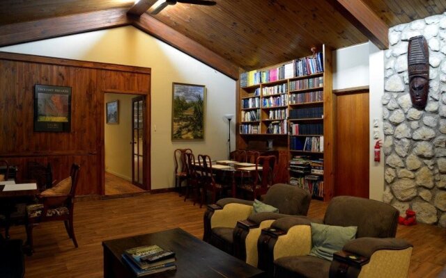 Pelican Lagoon Lodge