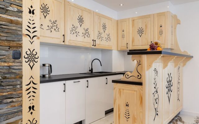 Apartment for 6 With Sauna by Renters
