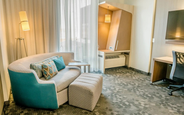 Courtyard by Marriott Fargo