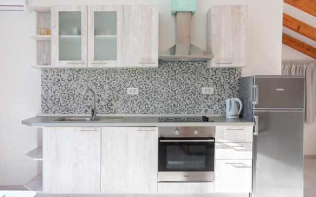 A6 - Spacious apt With the sea View & use of Pool